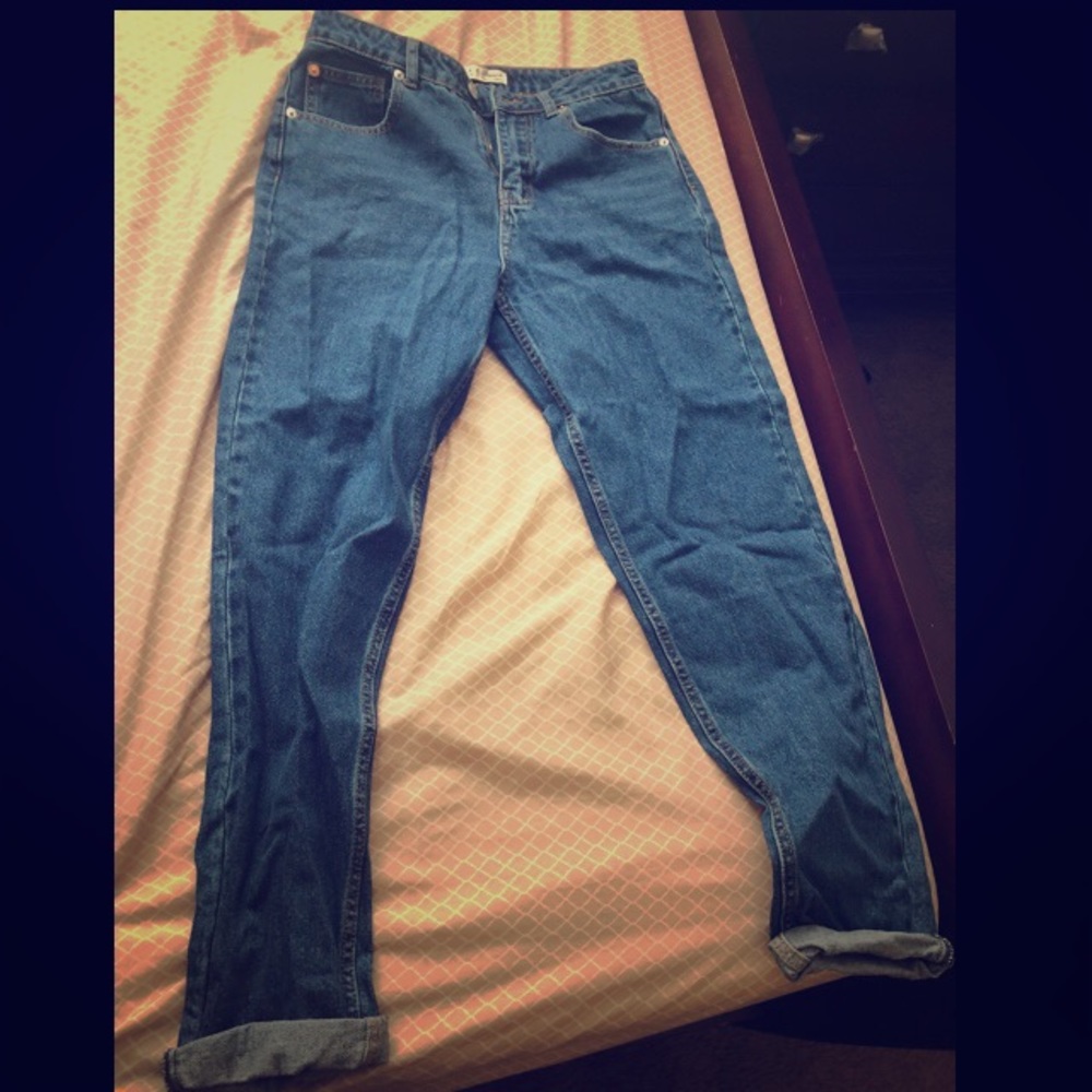 NEW Size 6 Denim Mom Jeans